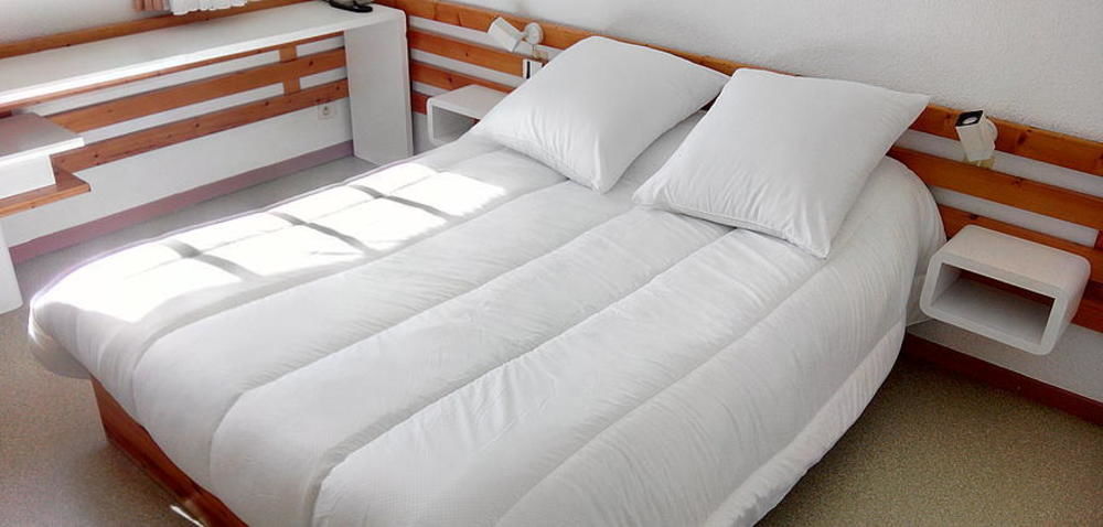 N'Atura Hotel Aire-sur-lʼAdour Esterno foto