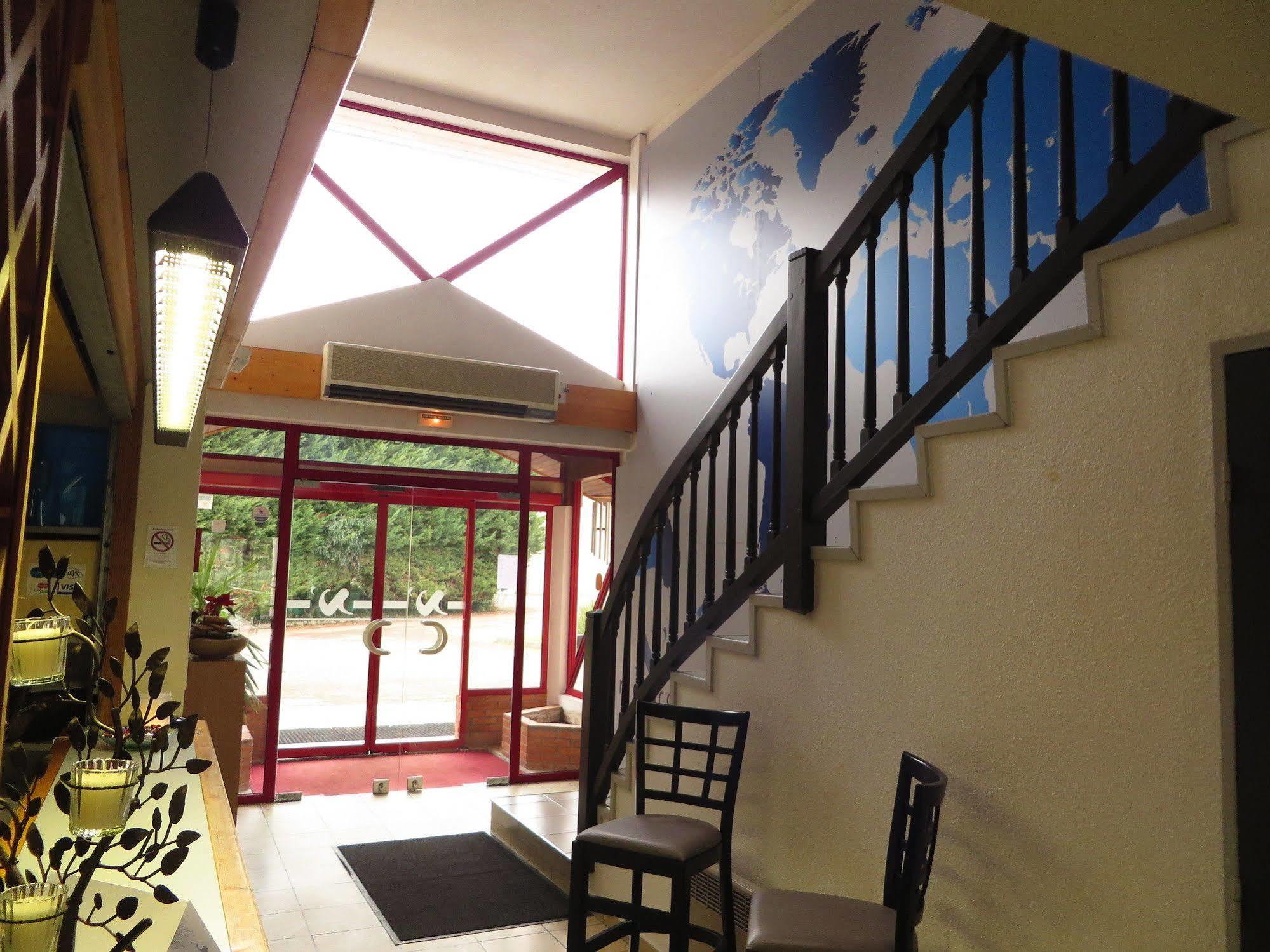 N'Atura Hotel Aire-sur-lʼAdour Esterno foto